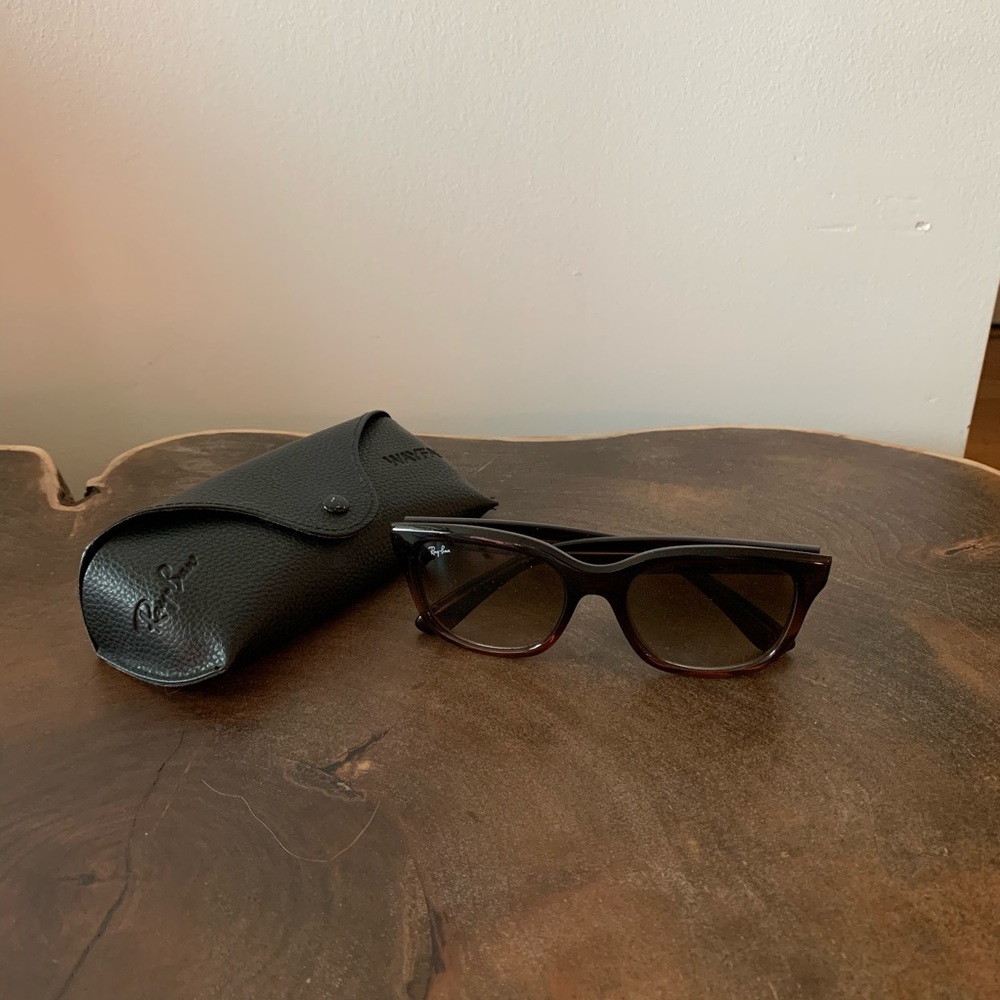 Authentic Ray Ban Wayfarer sunglasses
